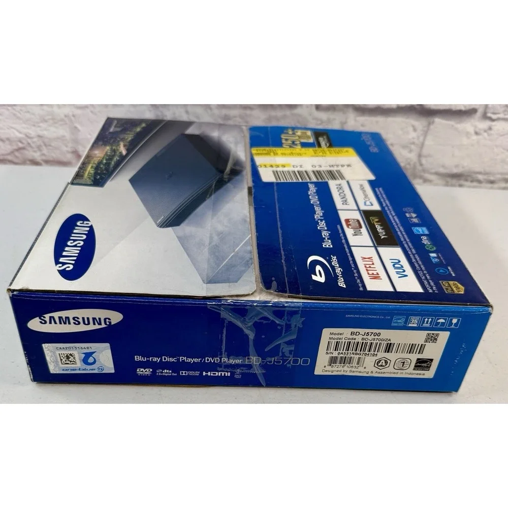 New Sealed Samsung Blu-ray Player with Wi-Fi BD-J5700 250+ Apps Full HD 1080p
